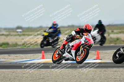 media/Apr-18-2025-TrackDaz (Fri) [[45f5874c44]]/C Group/Session 1 (Turn 7)/